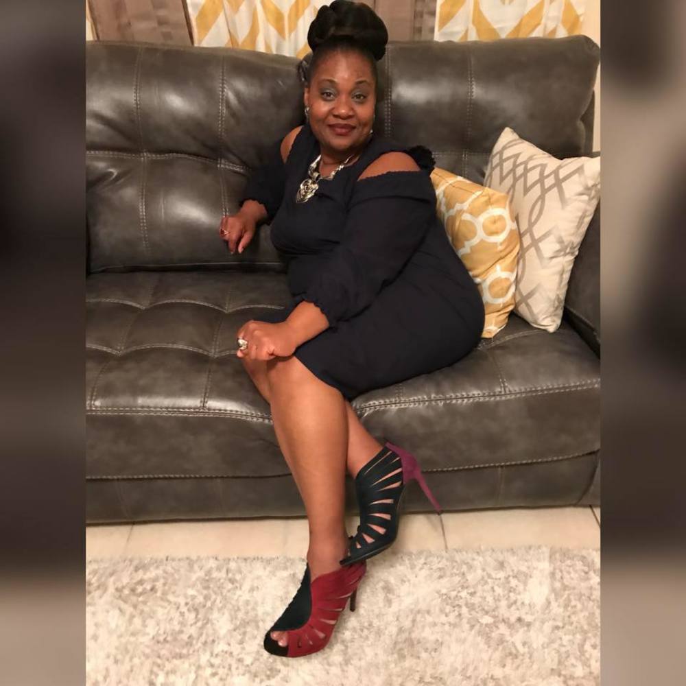 Meet your Posher, Antoinette